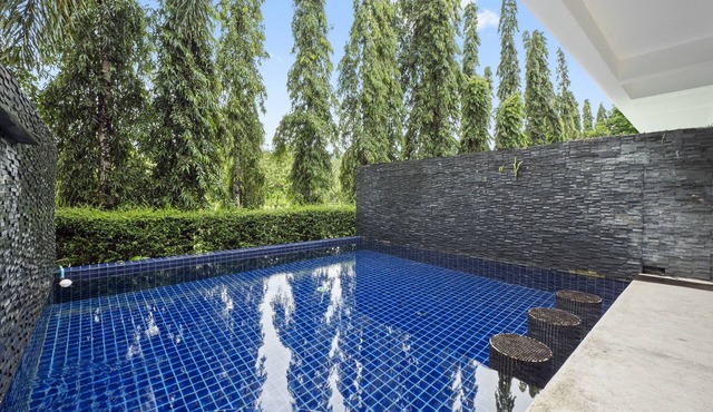 5 bedroom for 14 pax, pool villa, 7 kms to Patong at The Fairways Villas, Kathu. in Kathu