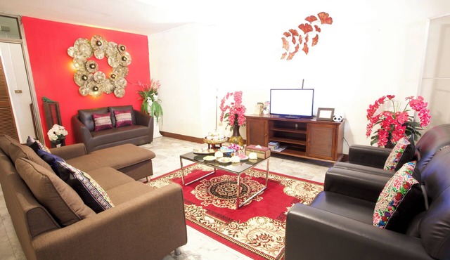 5 Star Hosting for Over a Decade! Luxury Villa Near Chiang Mai’s Best Location! in Chiang Mai