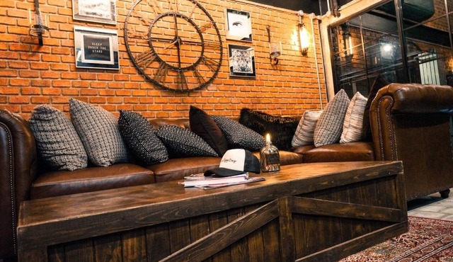 Any Given Day House B in Tambon Hua Hin