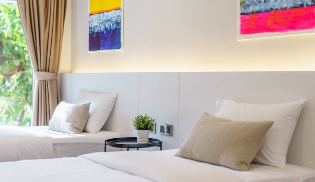 ART & ZEN Family Studio @ SUKHUMVIT 39 BTS Phrompong in Khlong Tan