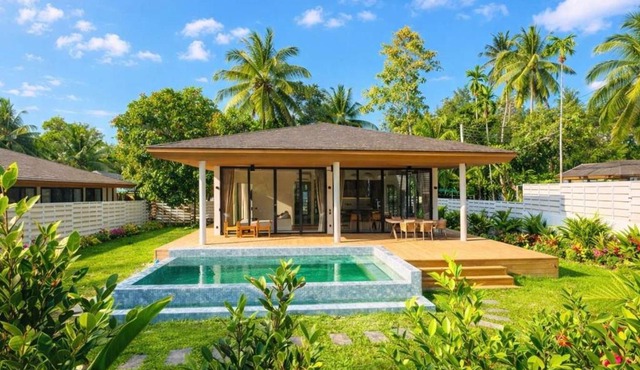 AVA Axis Villa in Wok Tum