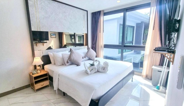 B506 - 1 Bedroom Serviced Apartment Top Floor Pool View at Ao Nang Beach in Tambon Ao Nang