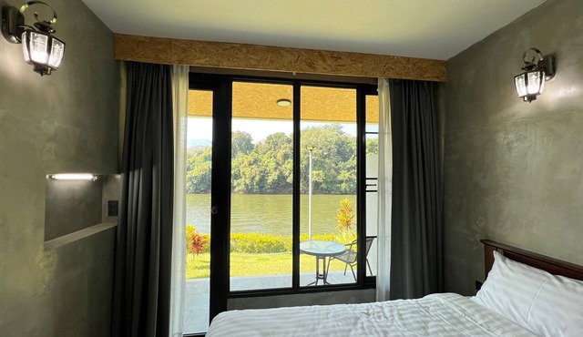 Baan Alisa Bed and Breakfast in Sai Yok