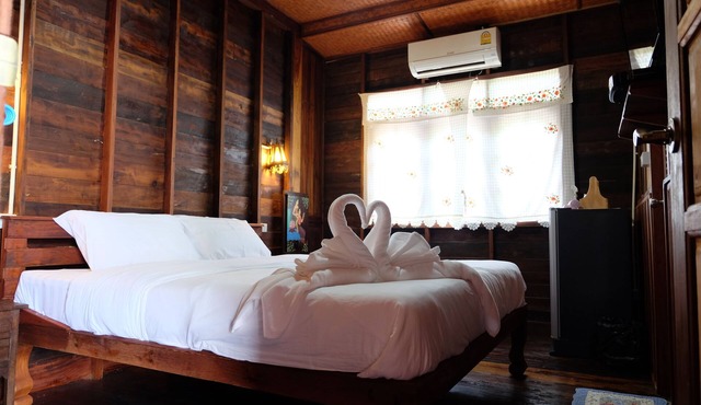 Baan Kun Tuad Ko Si Chang in Ko Sichang