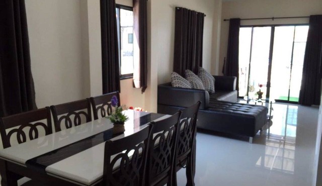 Baan Pleon View by Ratcharin in Pranburi
