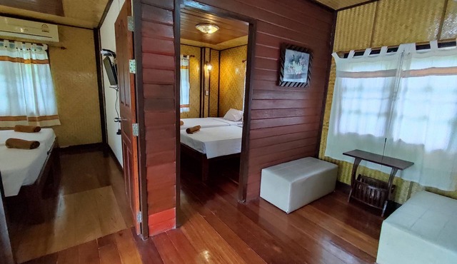 Baansuanlynjee Maeklong Resort in Bang Khonthi