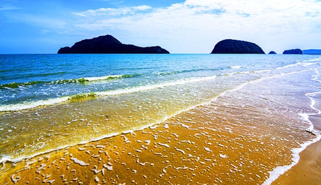 Beachfront 2 bedroom villa in Sam roi yot