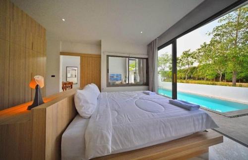 Beautiful 2BR Modern Villa in Ban Bang La