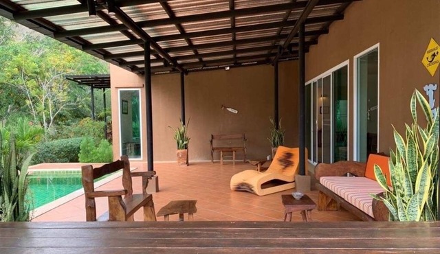 Beautiful, spacious, cozy pool villa residence in Nong Nam Daeng