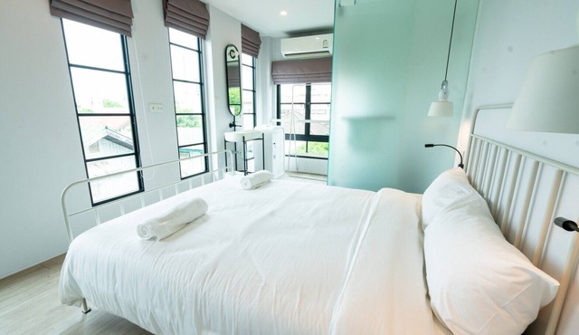 Bedspread Hostel - Adults Only in Bangkok