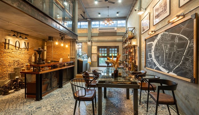 Boutique Terrace Suite | Old Town BKK – H.O.M in Krung Thep Maha Nakhon