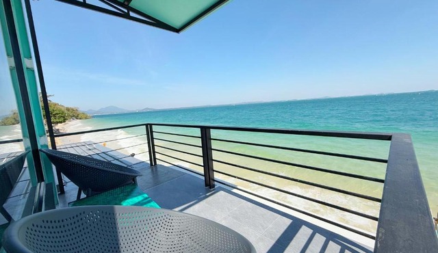 C smile samed resort in Ko Samed