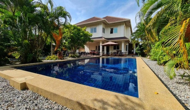Captivating 3-Bed Villa in Muang Pattaya in Pattaya