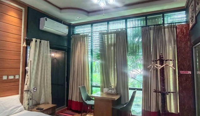 Changroj Resort in Kaeng Khoi