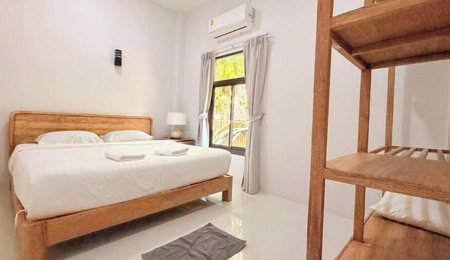 Charming 3-Bedroom Villa with Rare Outdoor Pool in จ.สุราษฎร์ธานี