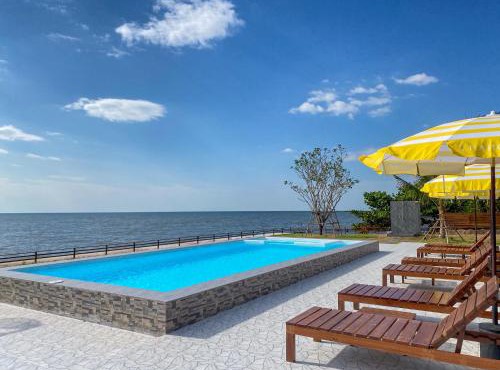 Charome Resort in Khlong Yai
