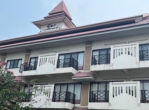 Chat Residence Hotel in Chiang Rai