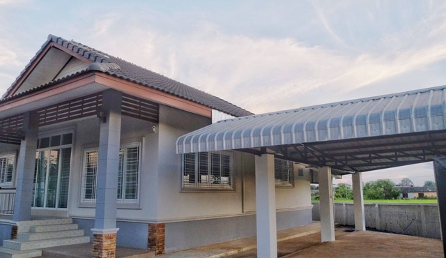 Cheek villa in Chiang rai in Nanglea
