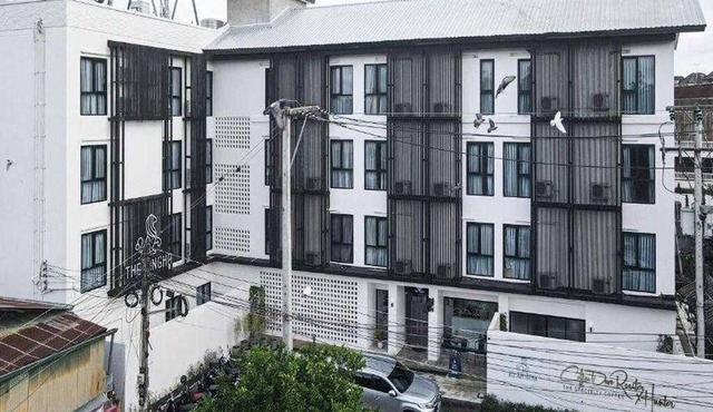 Comfy Standard Double | Simple, Relaxing Stay in Chiang Mai