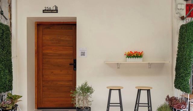 Cool Cozy 3-bedroom townhome in Chinatown Krung Thep Maha Nakhon in Krung Thep Maha Nakhon