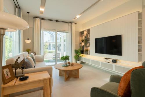 Cozy house near mega Bangna in Ban Thap Nang