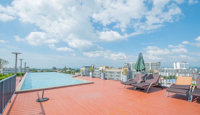 D-ECO Hotel Luxury Center Pattaya