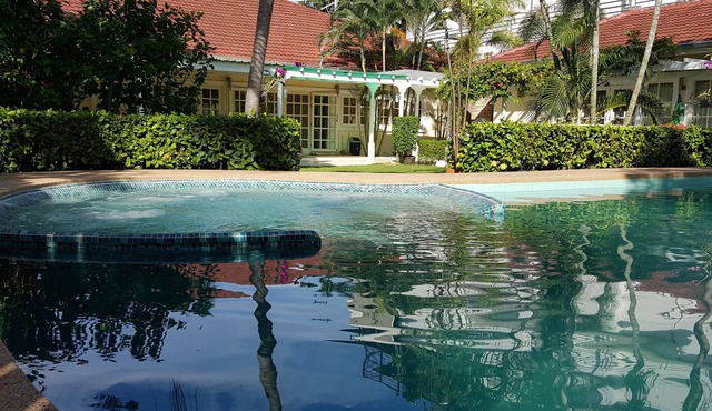 Designer Beach-side Villa with Lovely Garden, Pool and Outdoor bathroom in Hua Hin