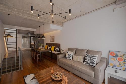 Designer Townhouse 4 mins walk to BTS Bang Chak in Bangkok