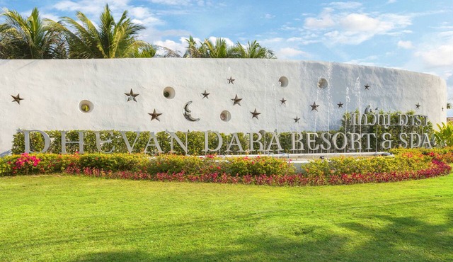 Dhevan Dara Resort & Spa in Hua Hin