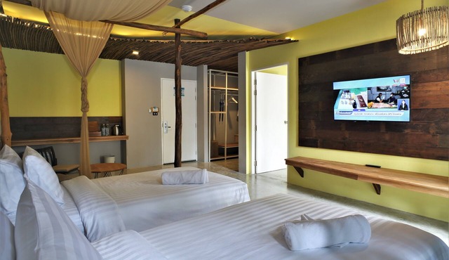Dugong Village-Green Hotel in Sikao