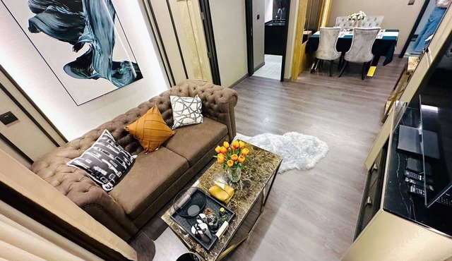 Erawan Luxury 2卧室豪华Condo古城中心 in Chang Wat Chiang Mai
