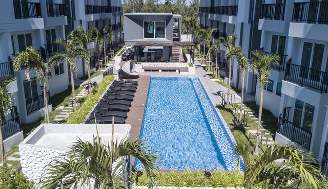 Family 2 bedroom Seaview on Top floor