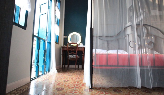Family room in OLD TOWN "Talat Phlu" in Bangkok