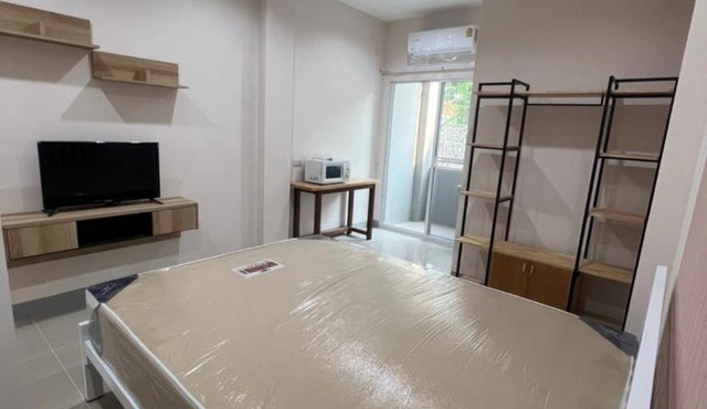 Firstbuild Apartment (เฟิร์สบิวท์อพาร์ทเม้น) in Bangkok