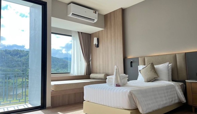 Gassan Khuntan Golf and Resort in Mae Tha