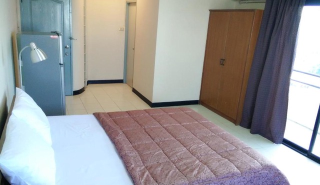 Grand Residence Ngamwongwan 19 in Nonthaburi