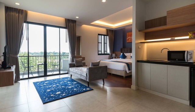 Green Ville Laguna Hotel in Sung Noen