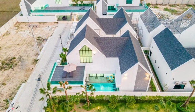 HEAVENLY Villa in Ban Huai Yai