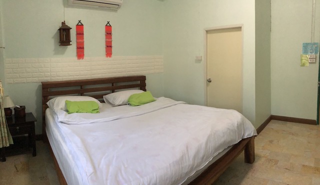 Heun Baan Rong Khun Resort in Chiang Rai