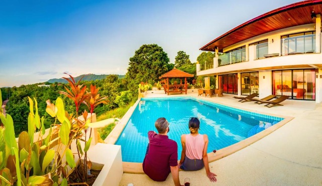 Huge Seaview Pool - Mountain House 4 bedrooms, Koh Lanta in Ko Lanta