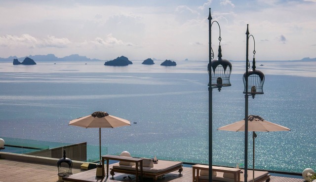 Huge Seaview Villa within a 5-Star branded Resort on Samui in Ko Samui