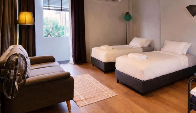 Human Touch Rooms - Soulful Bangkok Hideout in Lat Krabang