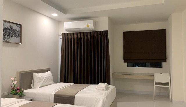 Icare Residence & Hotel in Bangkok