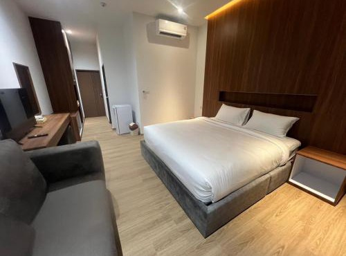 J&P Hotel Sriracha in Ban Laem Chabang