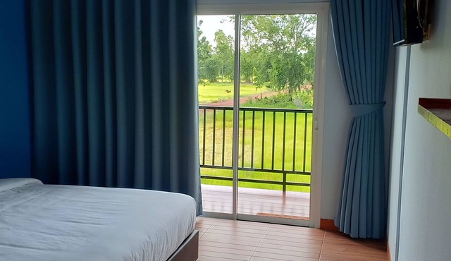 JC Resort in Trakan Phuet Phon