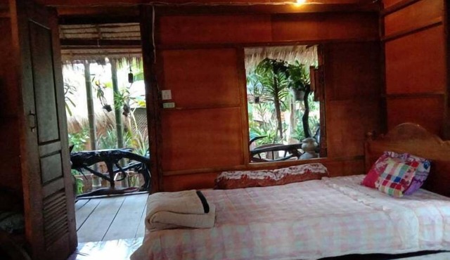 Kakrona Pouk Homestay in Puok