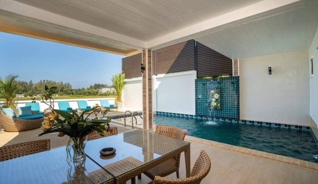 Khanitha Private Villas Bangtao in Thalang