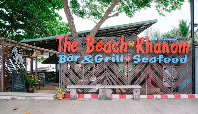 Khanom Golden Beach Hotel in Khanom