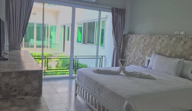 Kosit One Hotel in Bueang Sam Phan