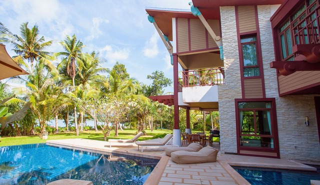 Krabi Beachfront Amatapura Villa 1 in Krabi
